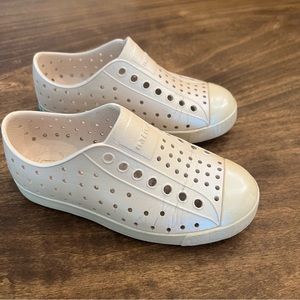 Native Pearly Pink Kids Shoes